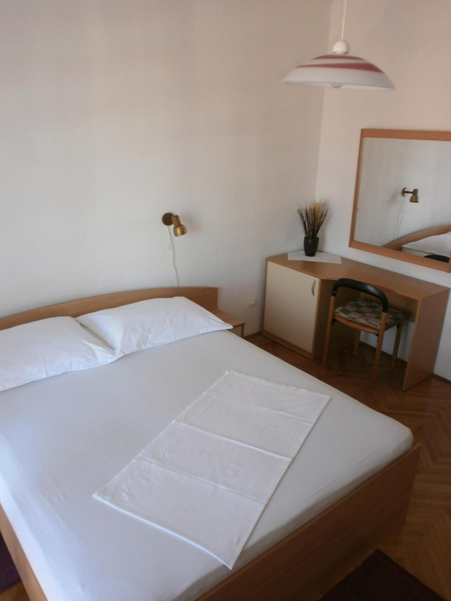 Apartments By The Sea Podgora, Makarska - 12326 Rom bilde